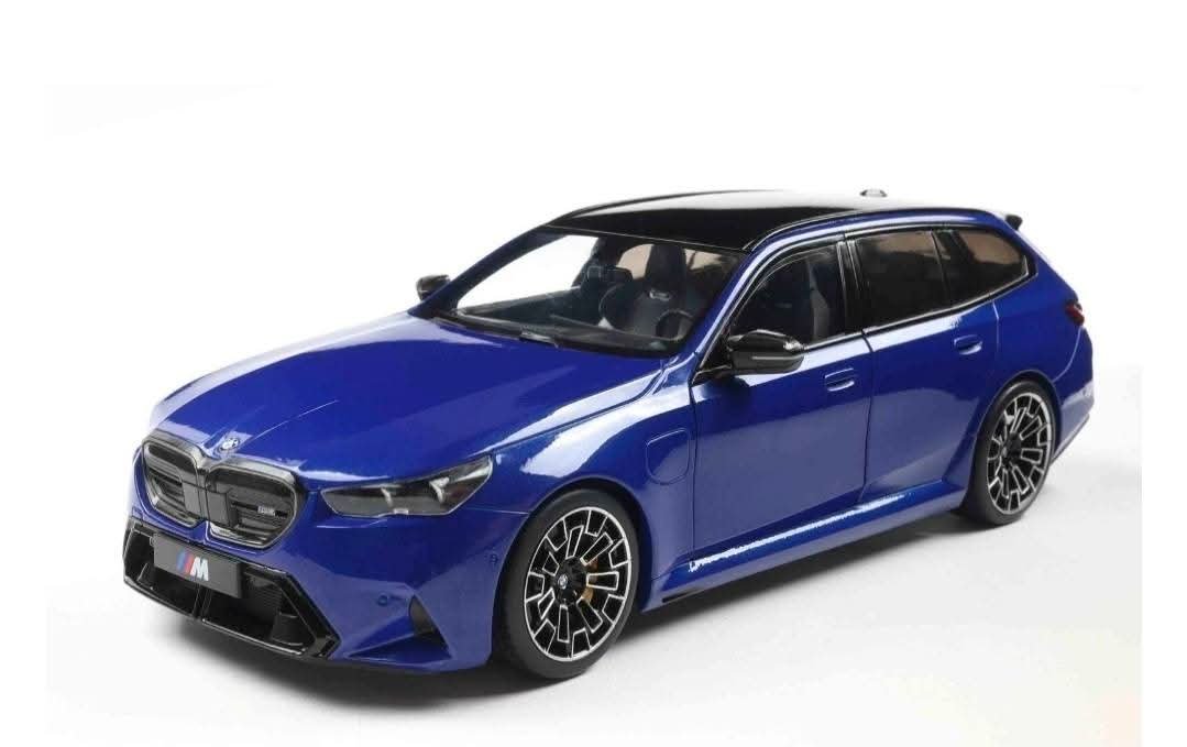 SOLiDO 2025 BMW M5 TOURING (G99)