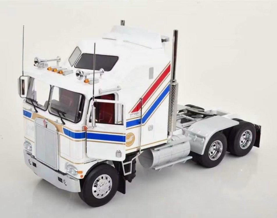 ROAD KİNGS 1976 K100 AERODYNE PRİME MOVER VIT200 BİCENTENNİAL 1:18 SCALE