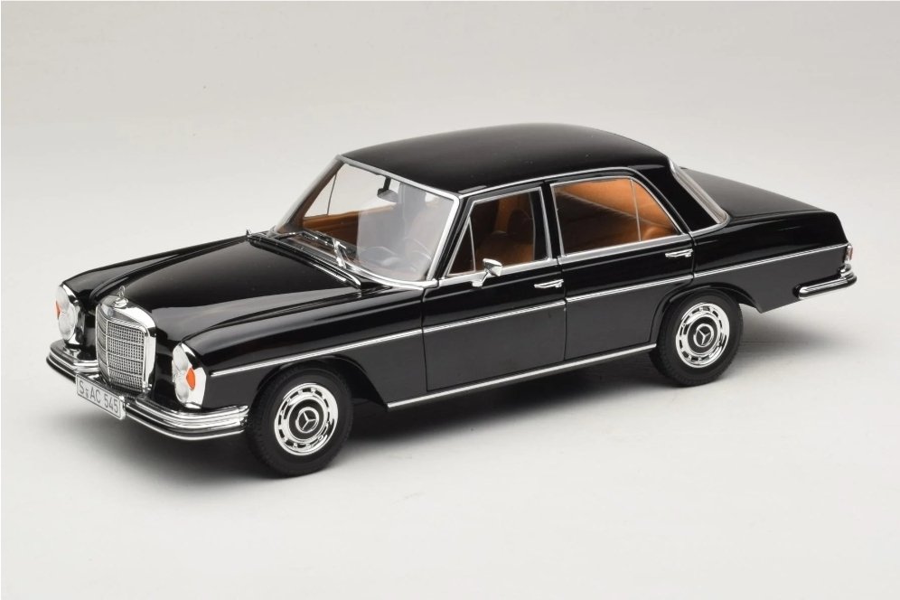 Mercedes Benz 280 SE W108 BLACK