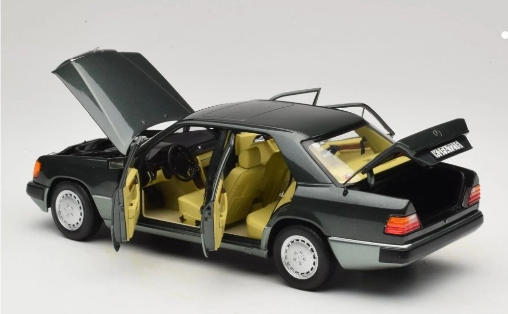 18 NOREV 1990 MERCEDES BENZ E CLASS 230E W124 NiGHT GREEN
