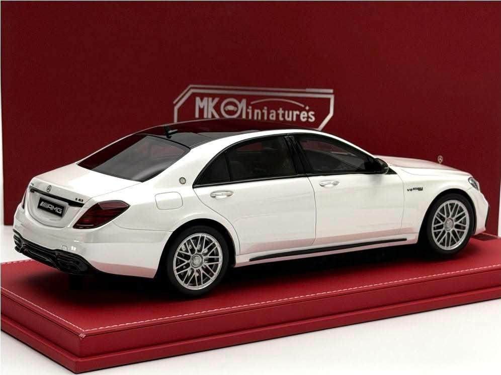 Mercedes-Benz S63 AMG W222 White -
MK Miniatures CASELI & 30 / 20 LİMİTLİ