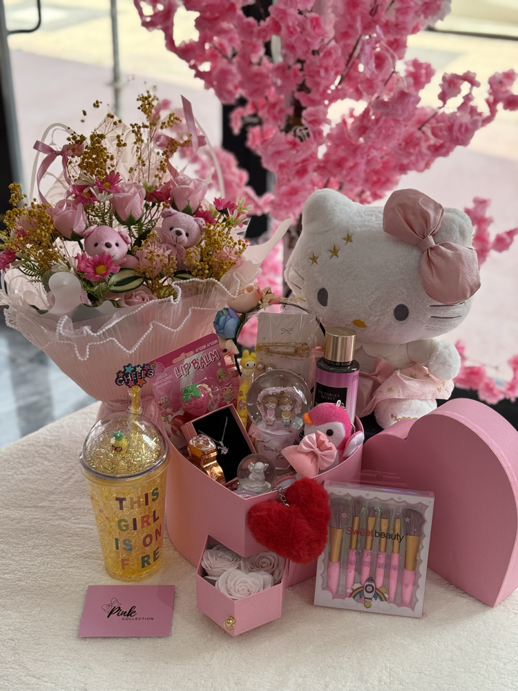 Hello Kitty kalp serisi 