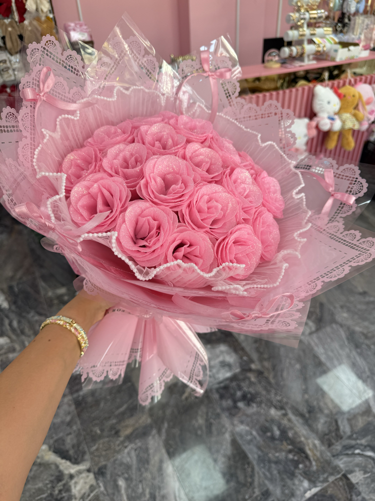 Pembe simli gül buketi