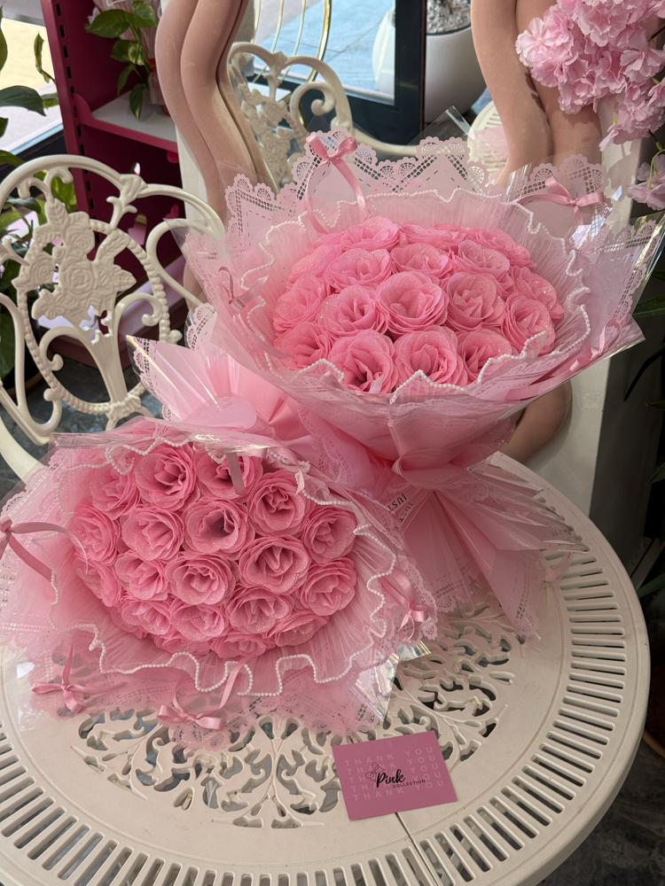 Pembe simli gül buketi