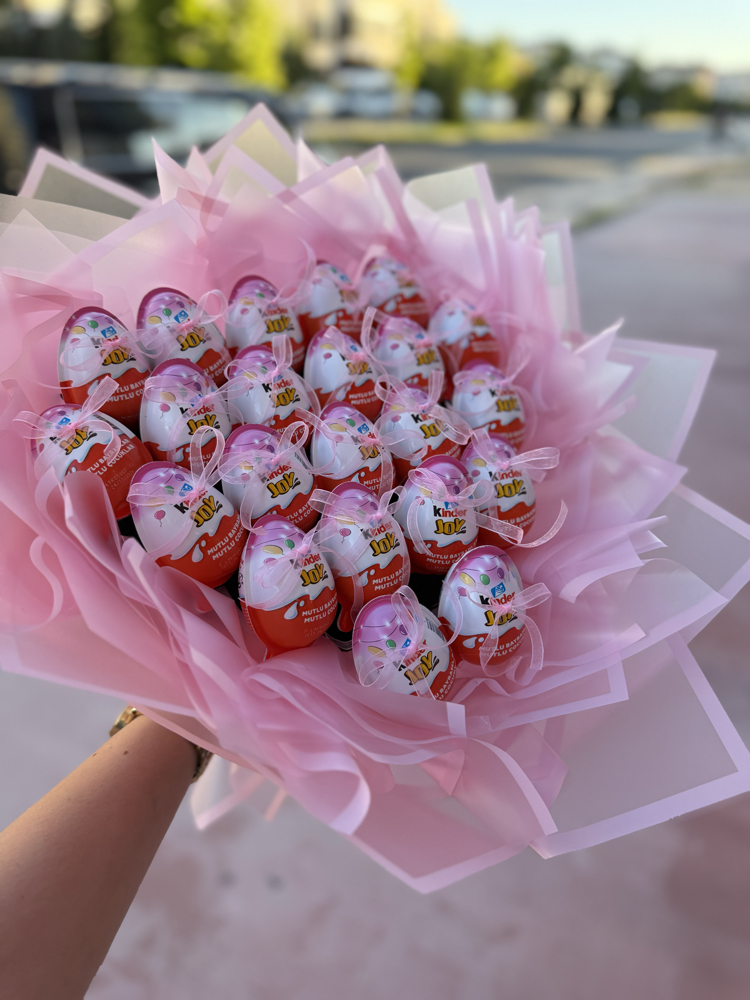 Kinder joy buketi 