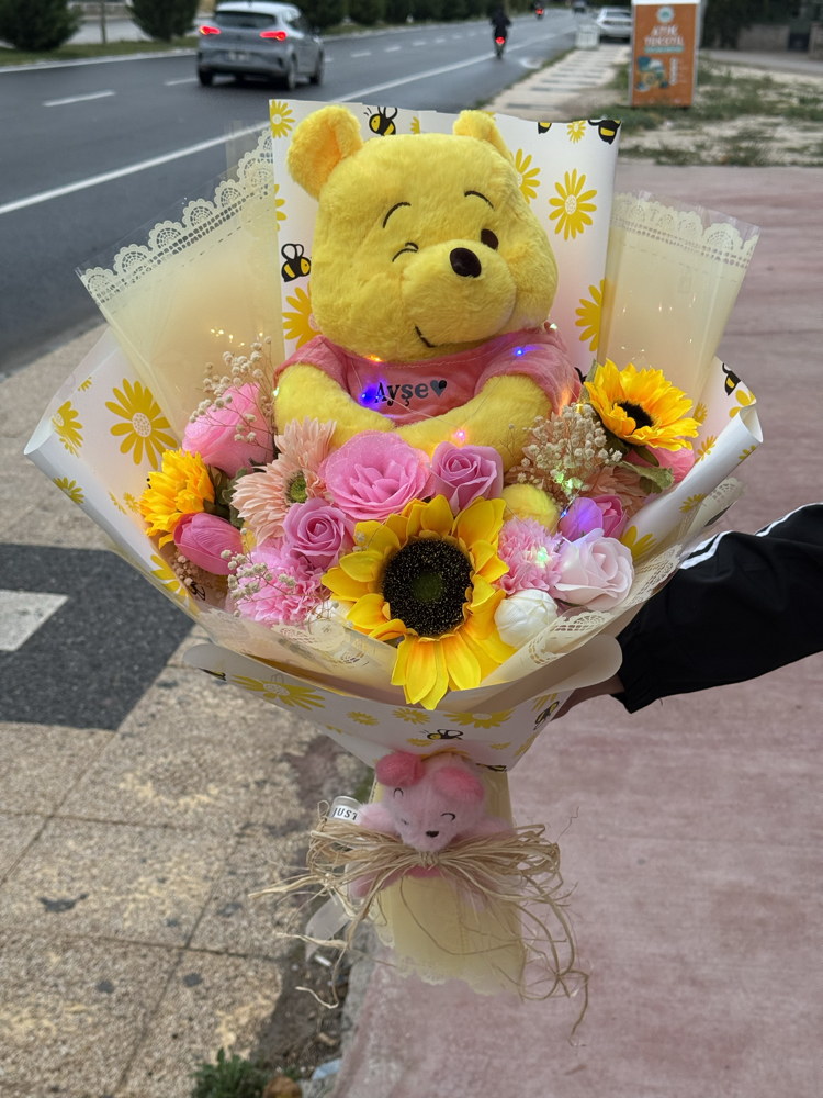 İsim baskılı winnie the pooh buketi özel tasarım led ışıklı 