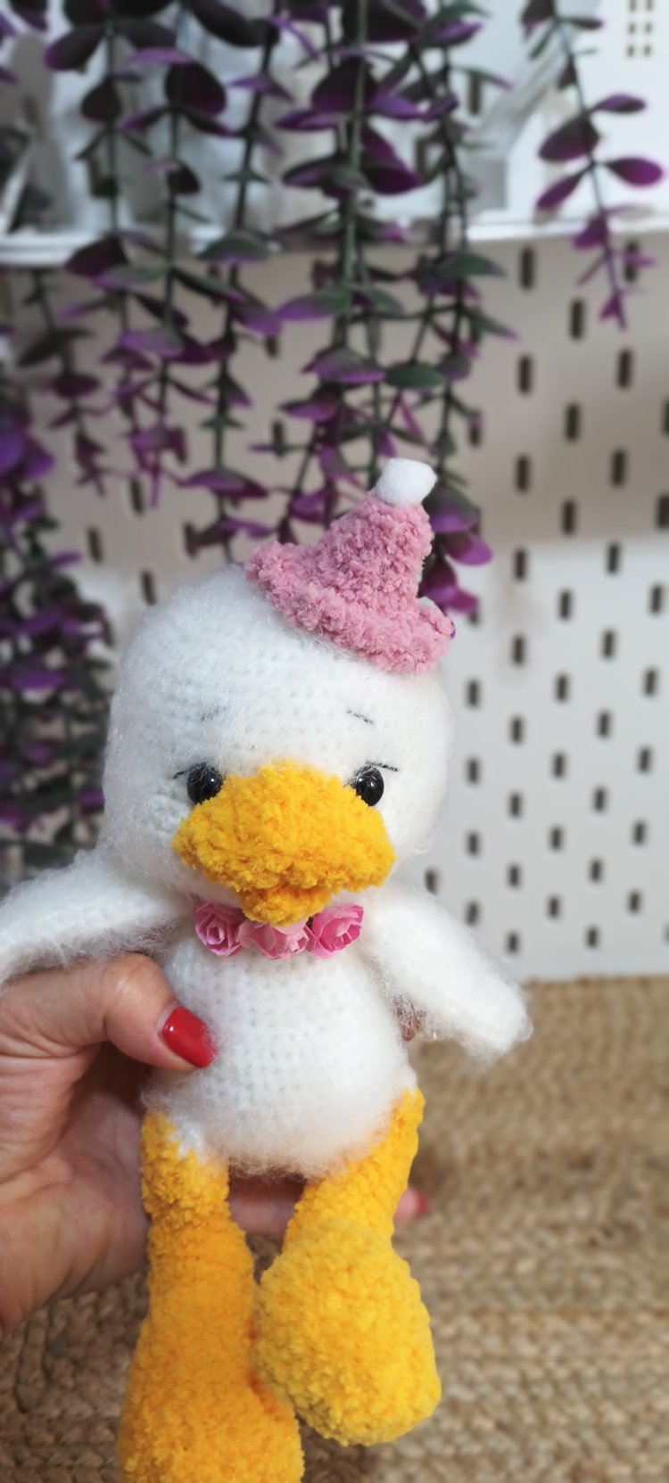 peluş ördek 