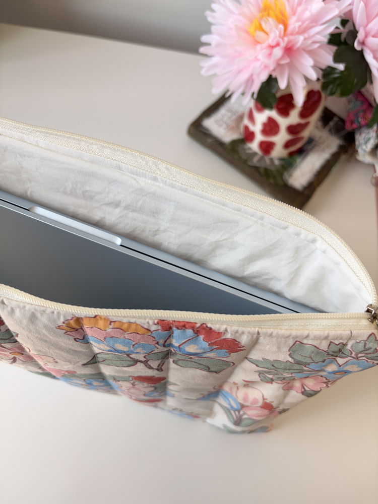 MacBook Air 13 inch Kılıf