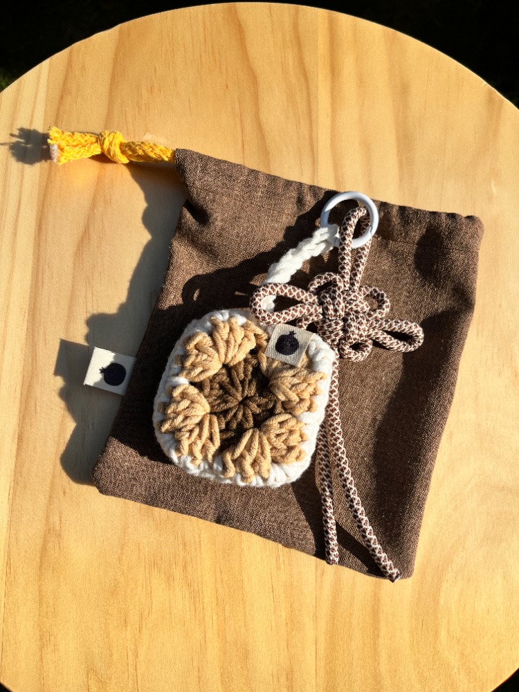White Chocolate Mocha • mini pocket