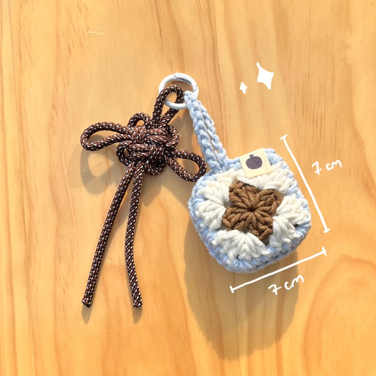 Iced Latte • mini pocket