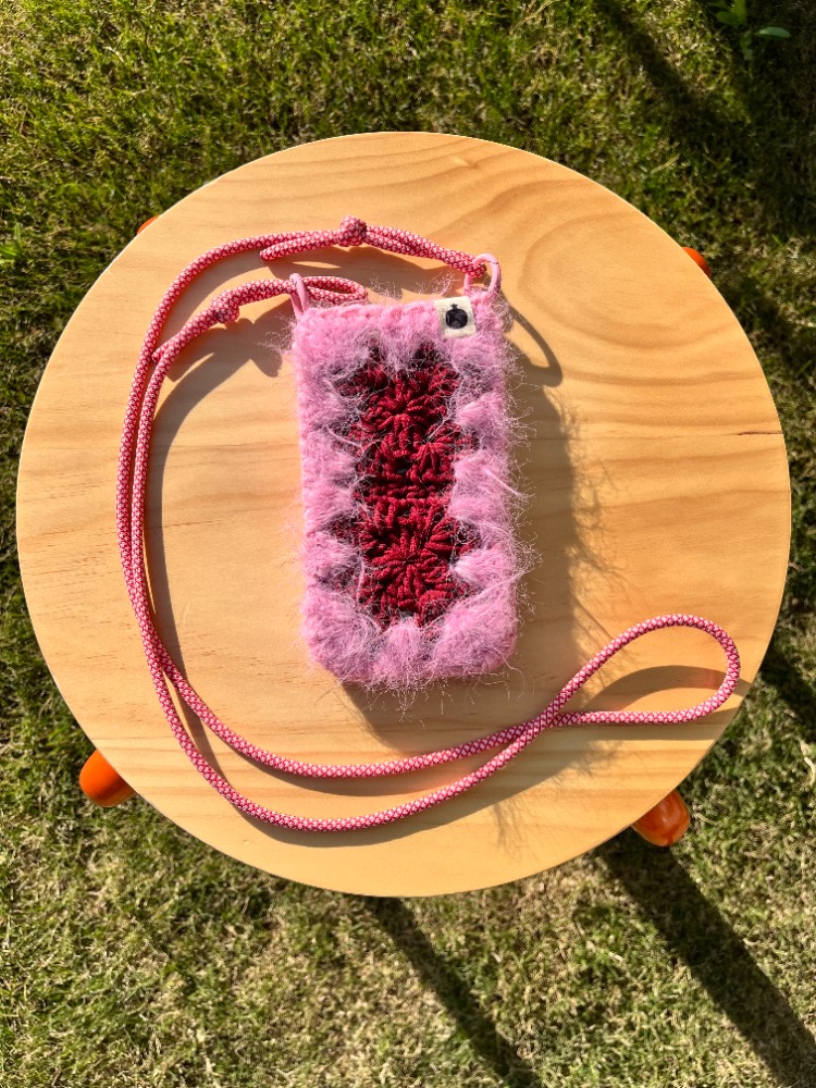 Vita • phone pocket