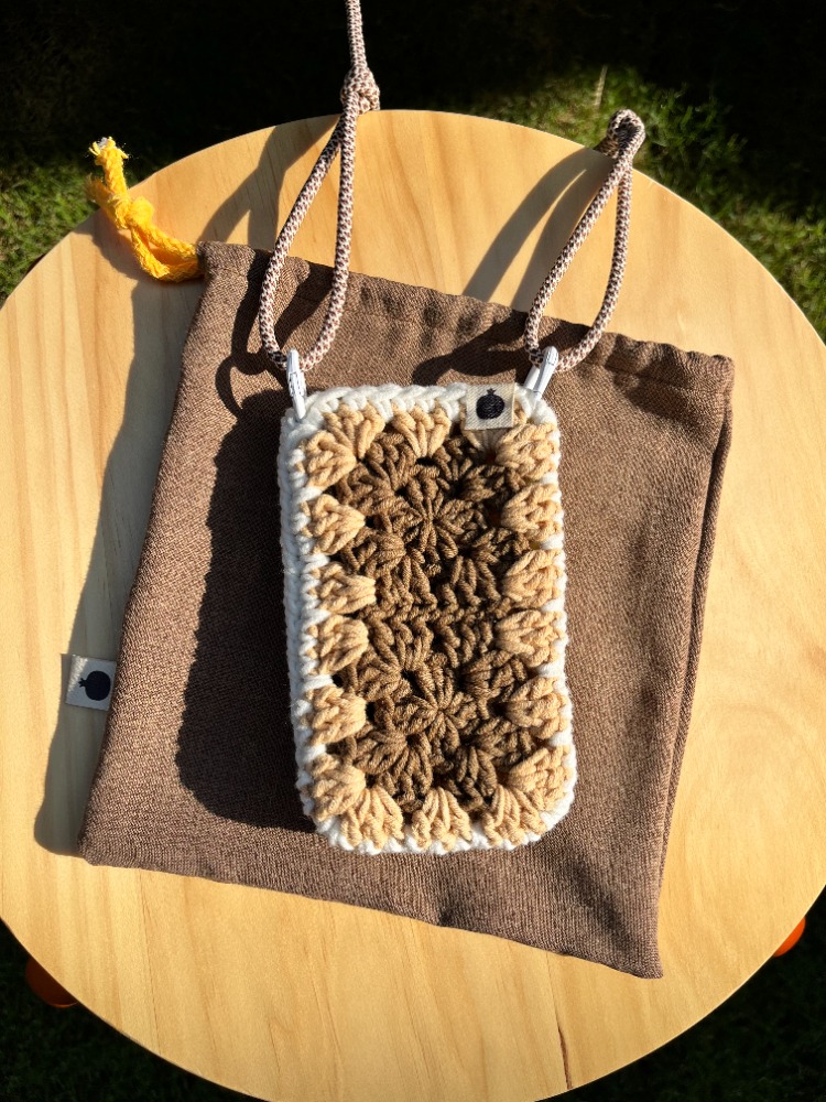 White Chocolate Mocha • phone pocket