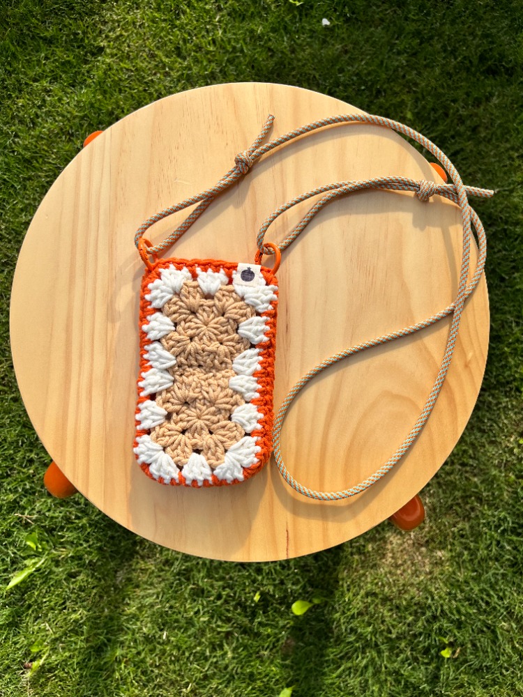 Pumpkin Spice Latte • phone pocket
