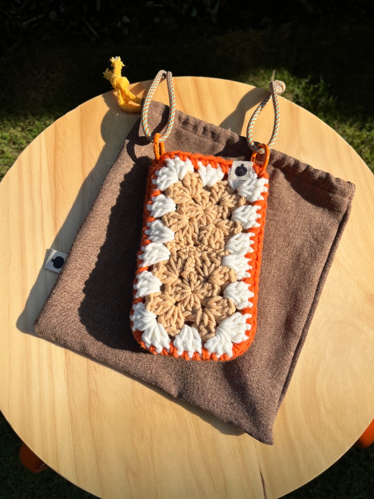 Pumpkin Spice Latte • phone pocket