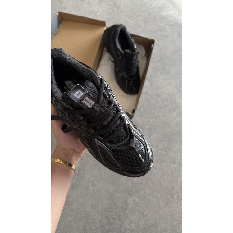 New Balance 1906a Black