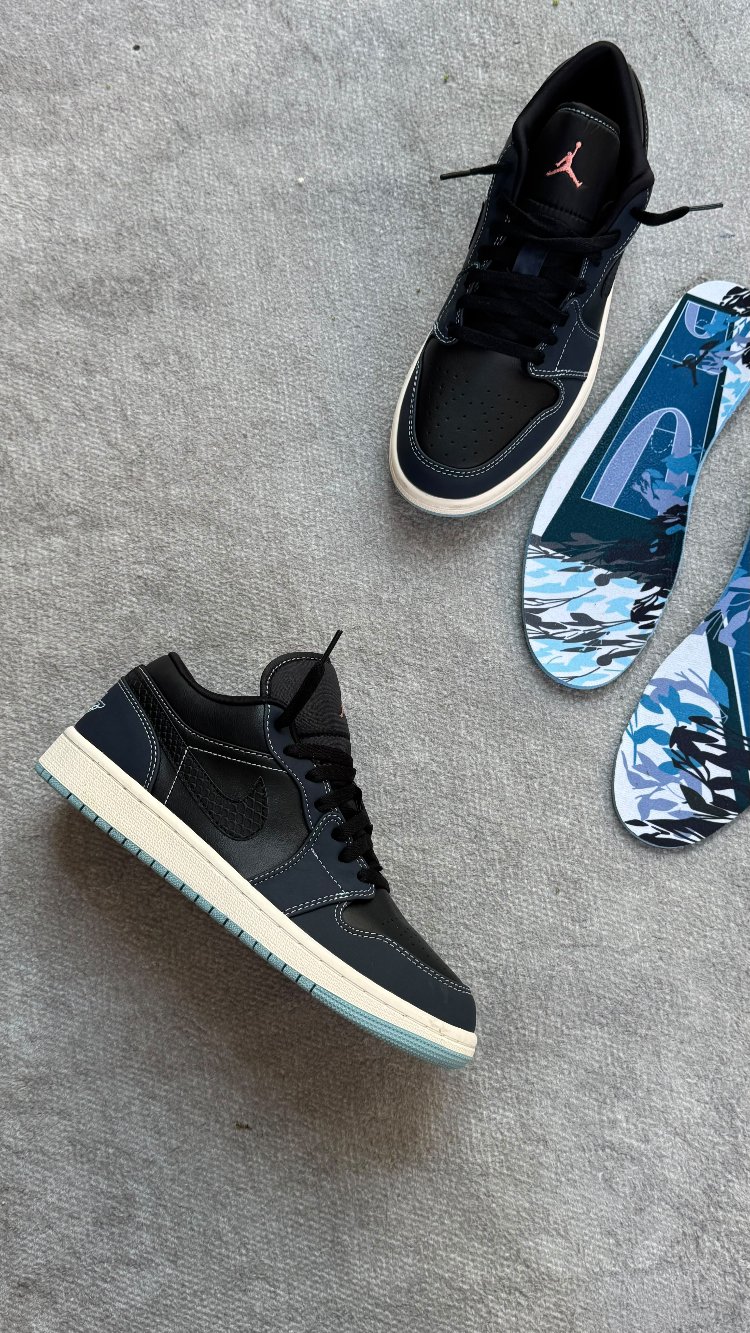 Nike Air Jordan 1 Low SE "Black Dark Obsidian