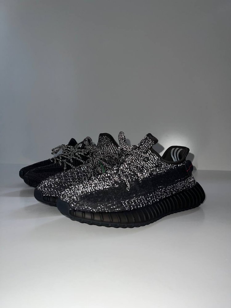 Adidas Yeezy Boost 350 V2 Reflectiv
