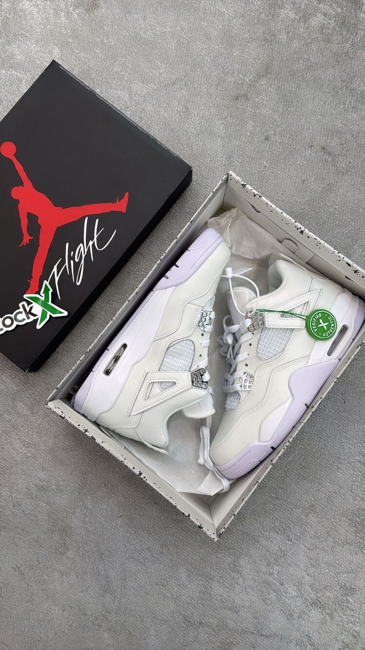 Retro 4 white metallic silver