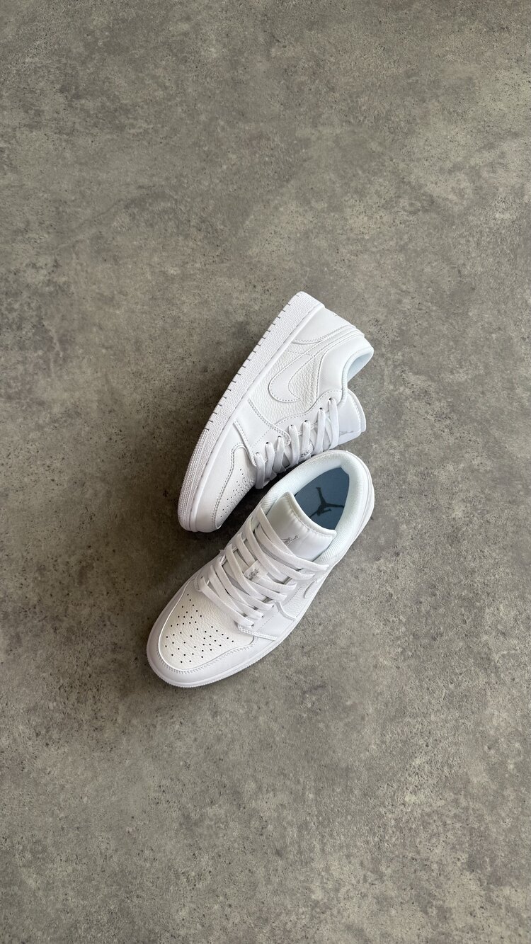 Air Jordan 1 Low "Triple White"