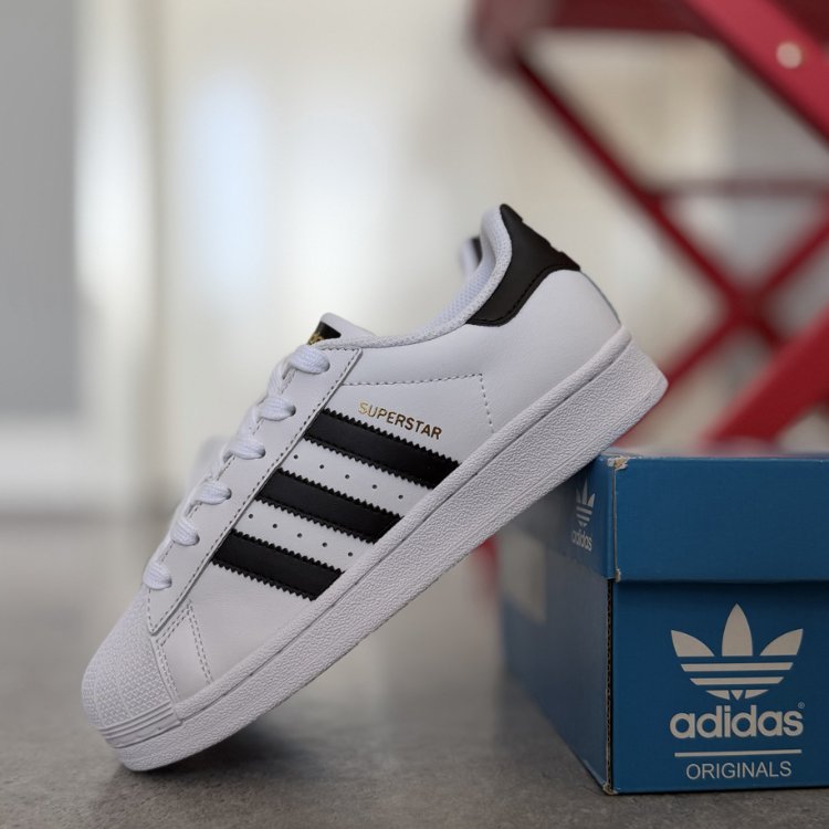 Superstar Classic White Black