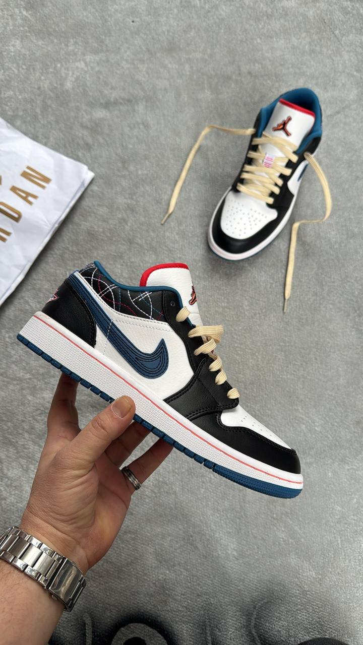 Air Jordan 1 Low SE 