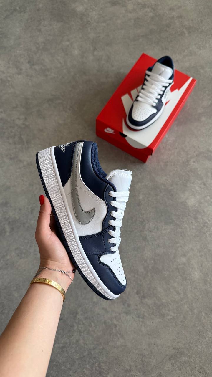 Air Jordan 1 Low "Midnight Navy"