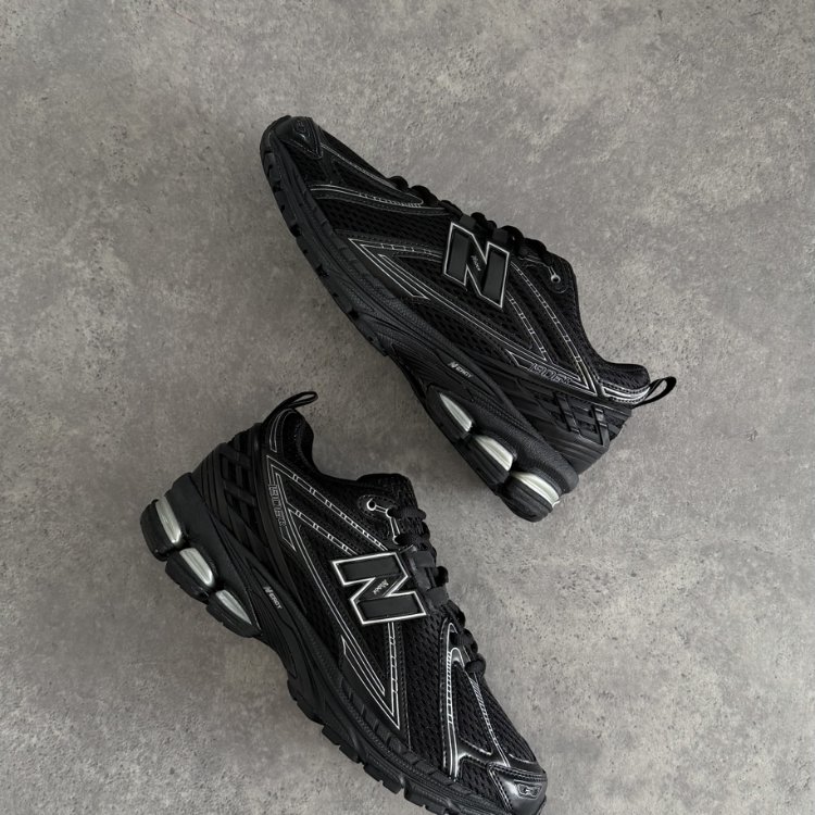 New Balance 1906R Black