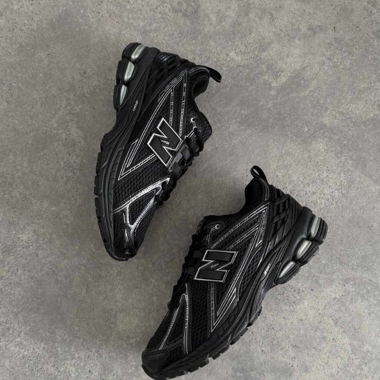New Balance 1906R Black