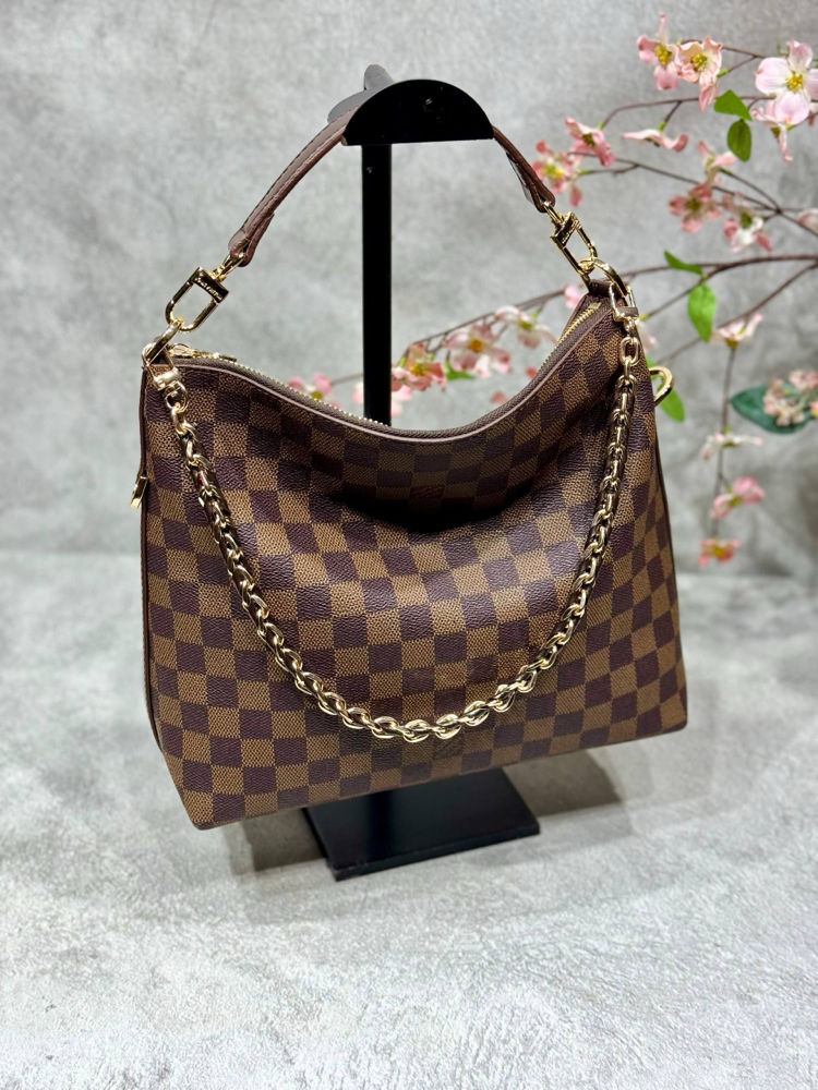 Lv 