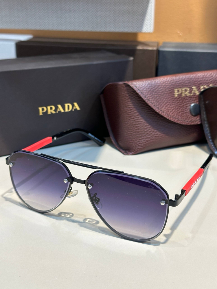 Prada gözlük 