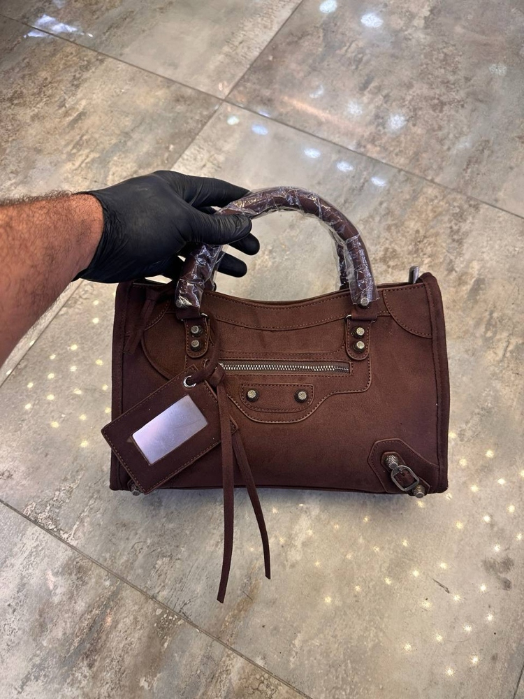 Balenciaga çanta
