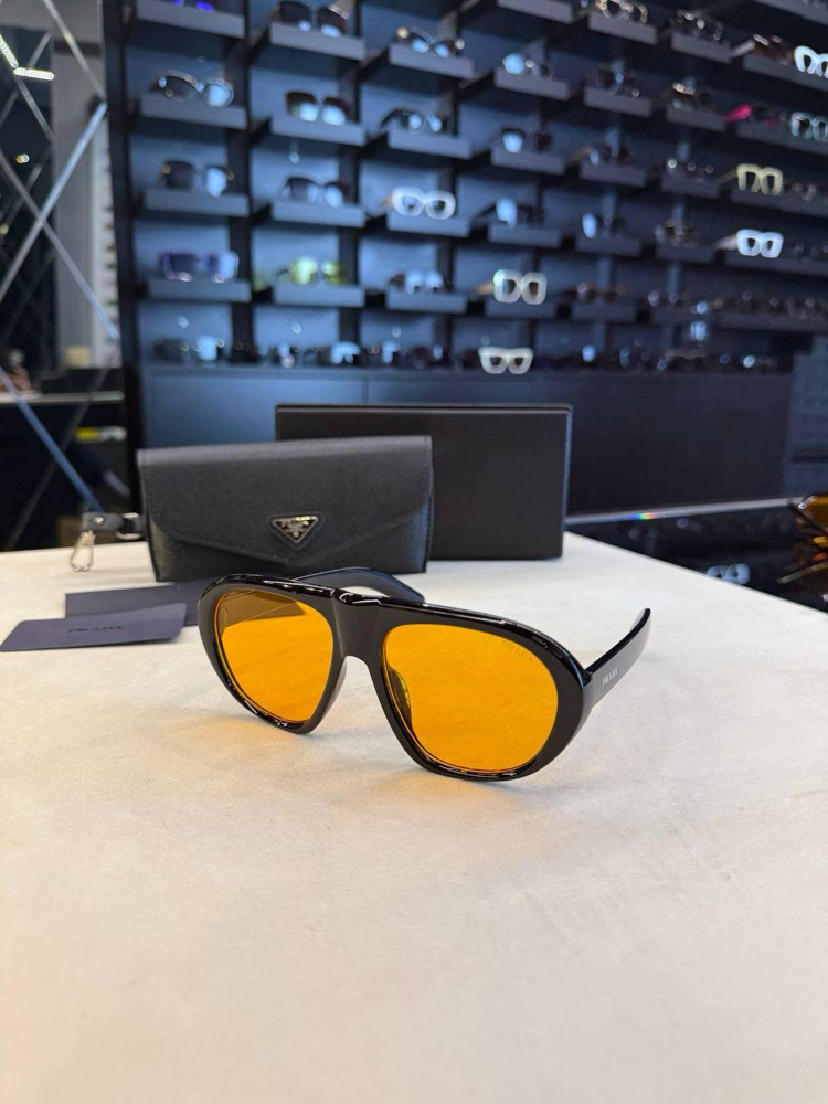 Prada gözlük