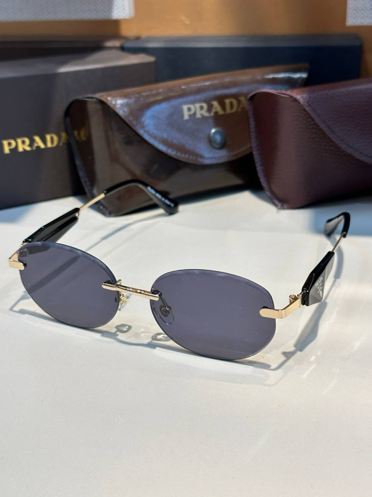 Prada gözlük 