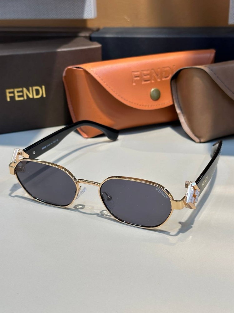 Fendi gözlük