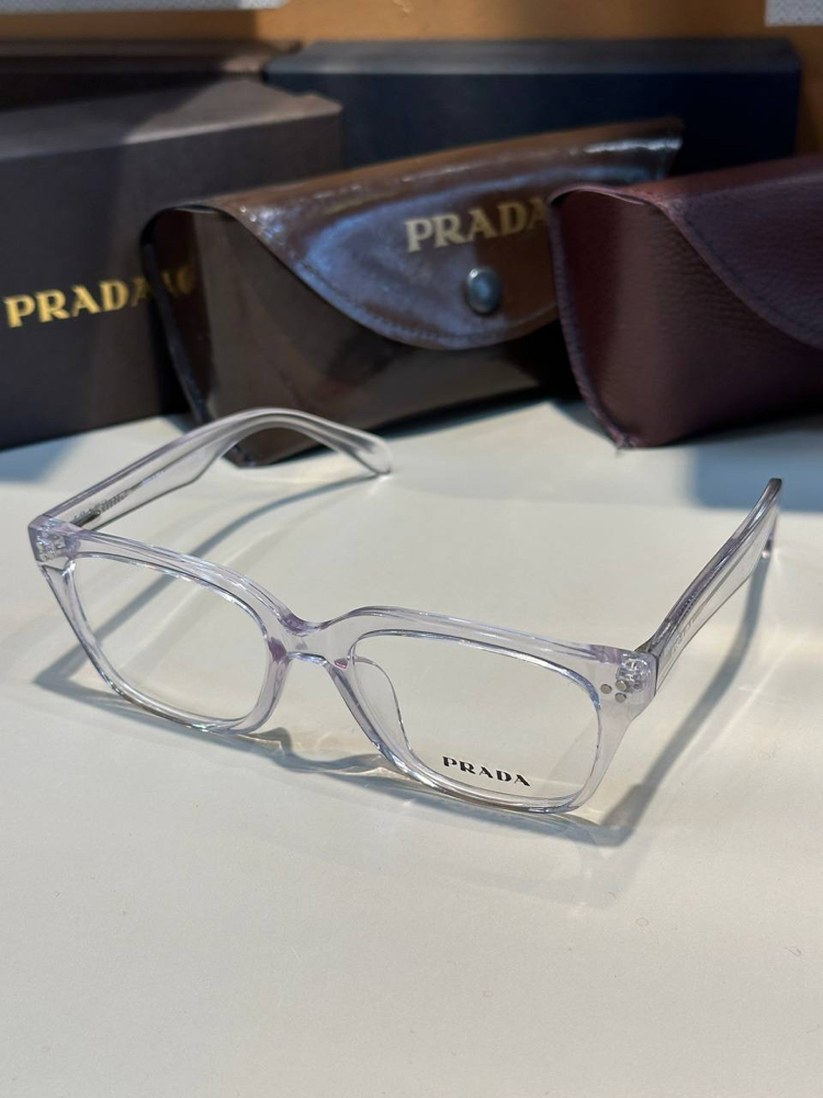 Prada gözlük 