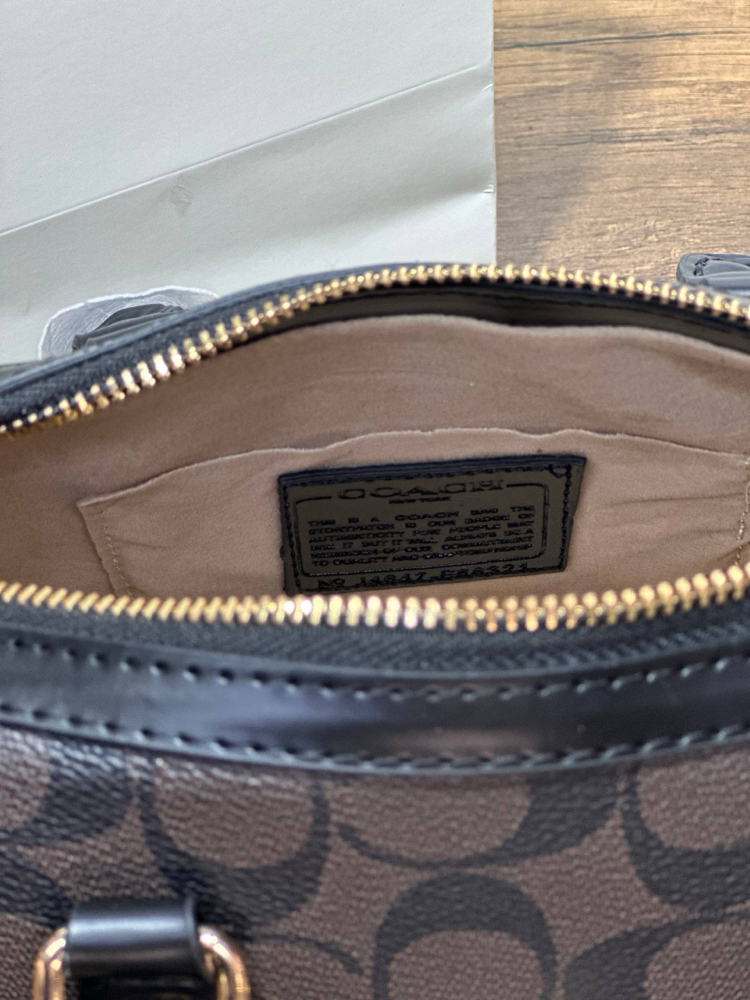 Coach mini