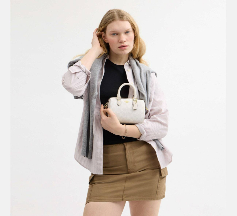 Coach mini