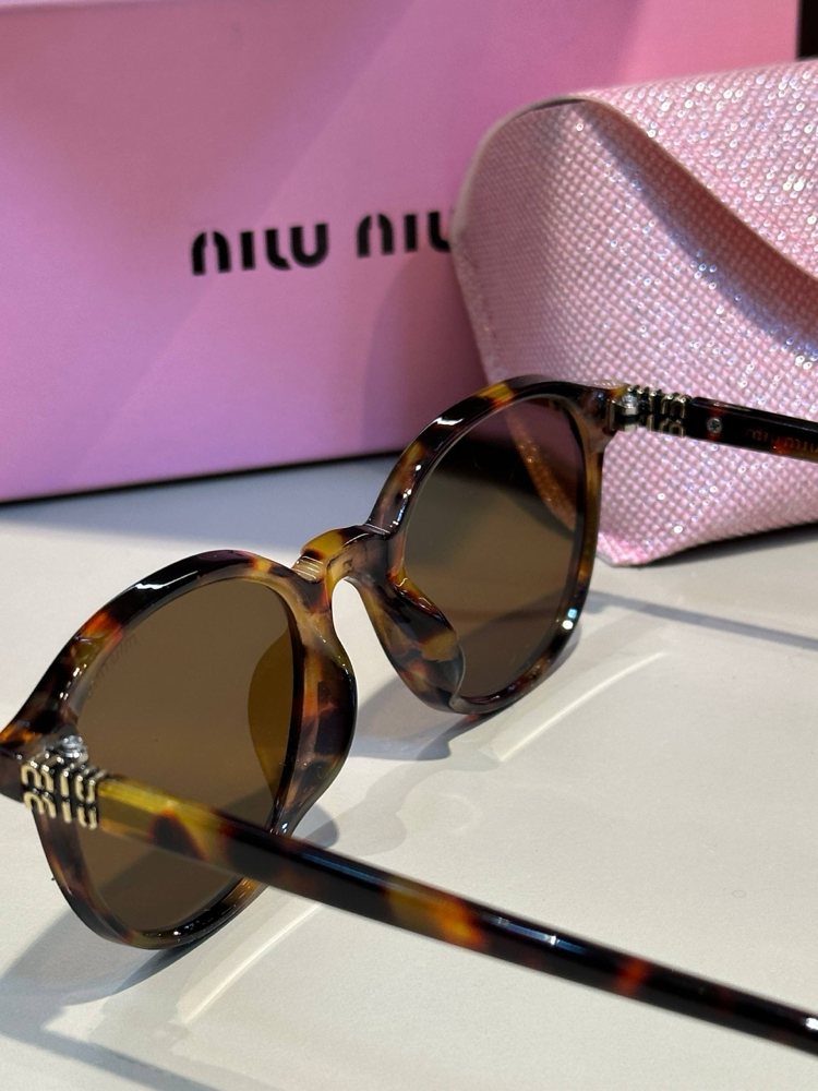 Miu miu gözlük