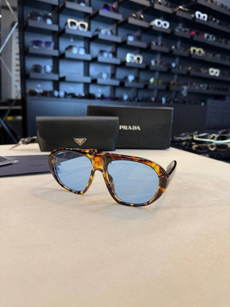 Prada gözlük