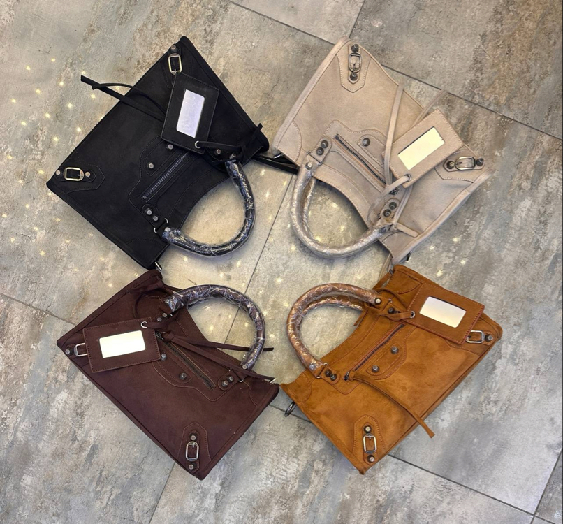 Balenciaga çanta
