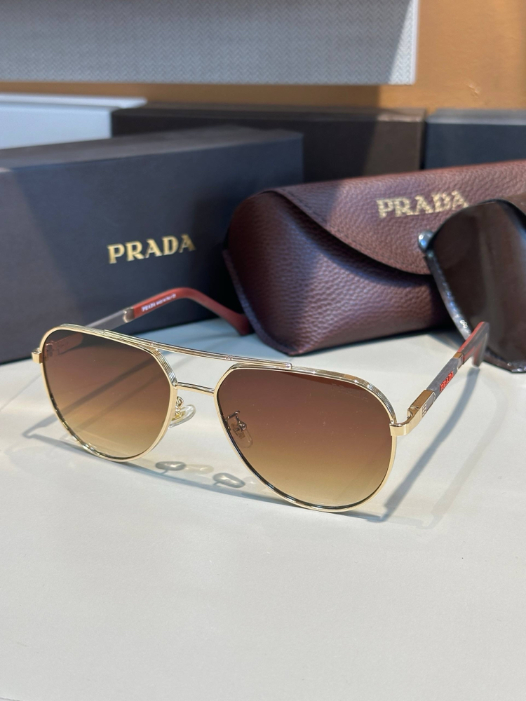 Prada gözlük men