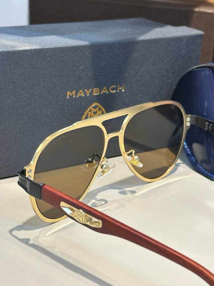 Mayback men