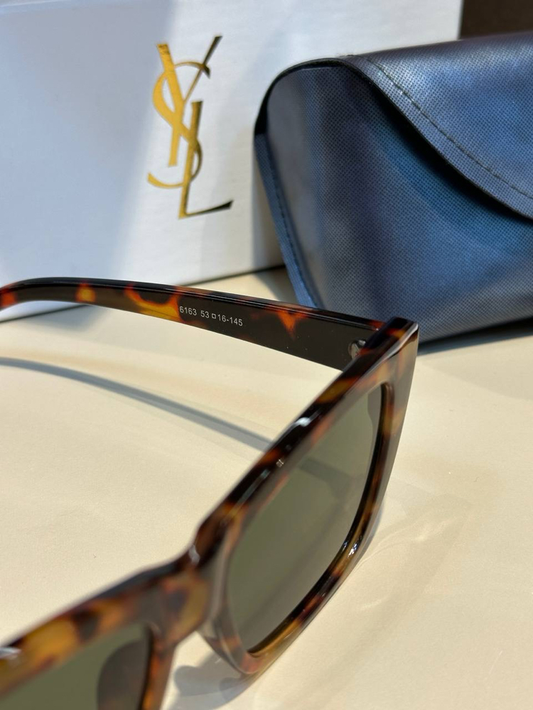 YsL gözlük