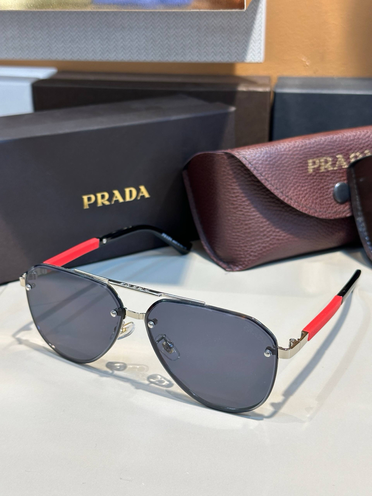 Prada gözlük 