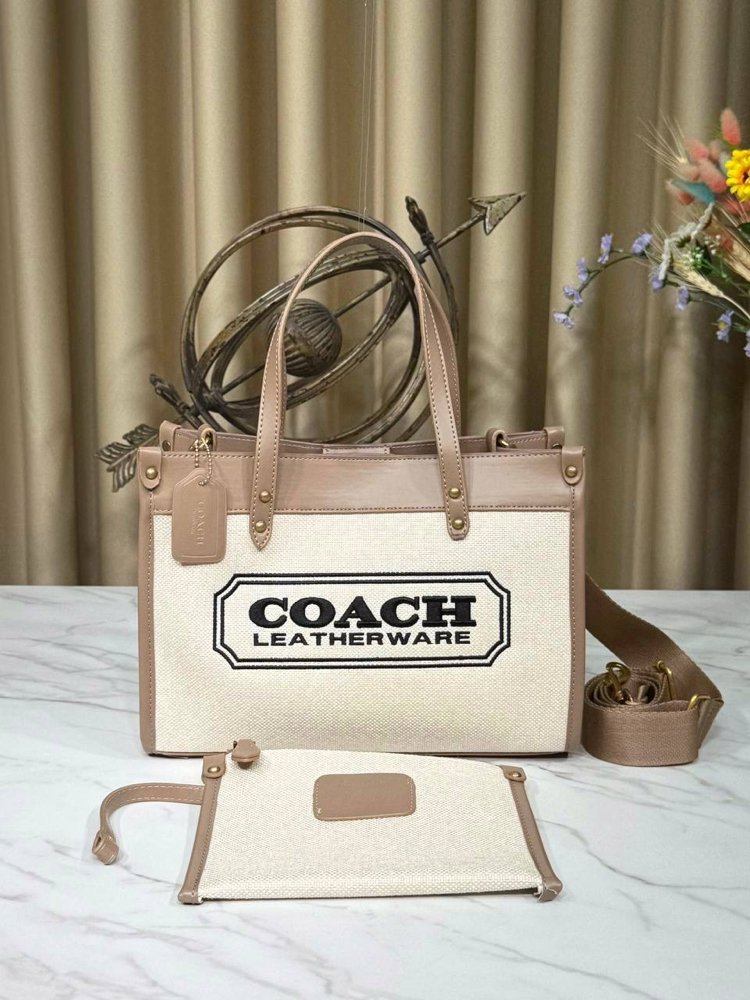 Coach