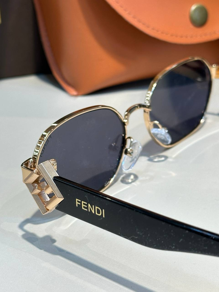 Fendi gözlük