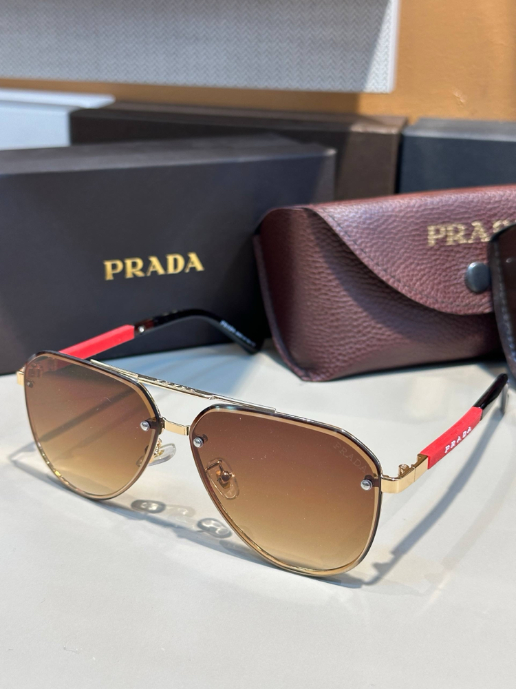 Prada gözlük 