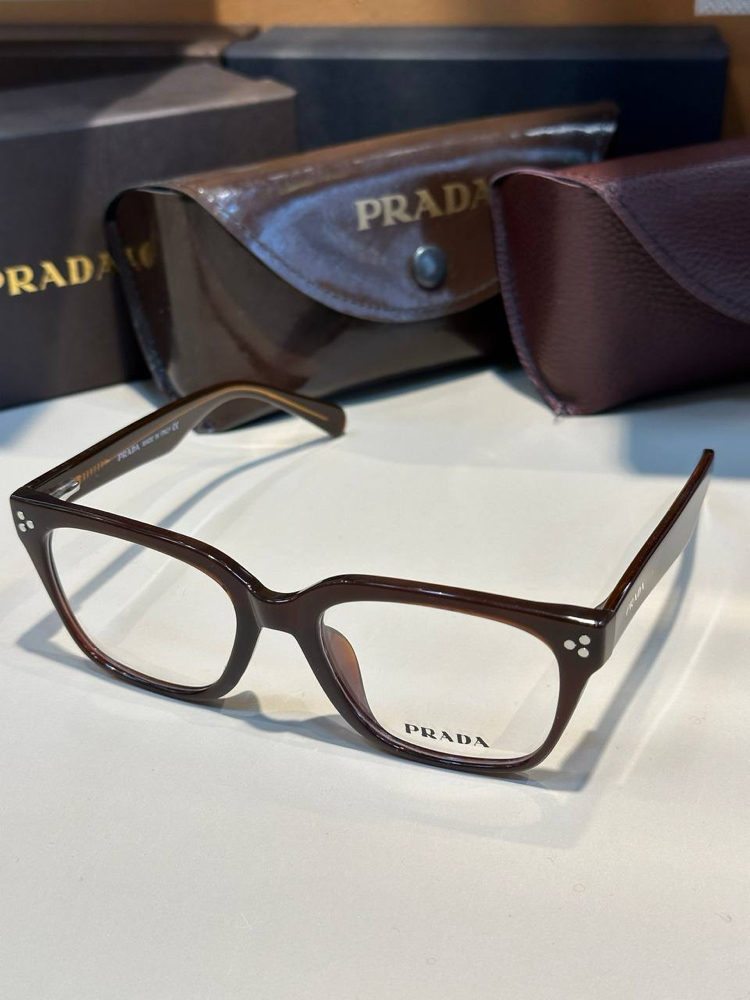 Prada gözlük 