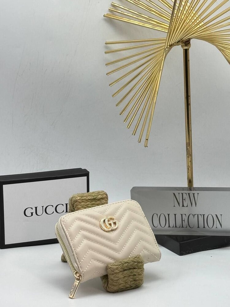 Gucci cüzdan
