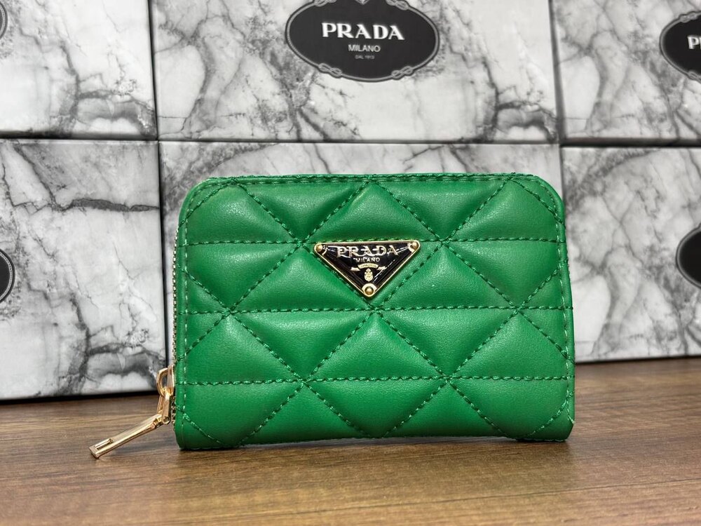 Prada cüzdan 
